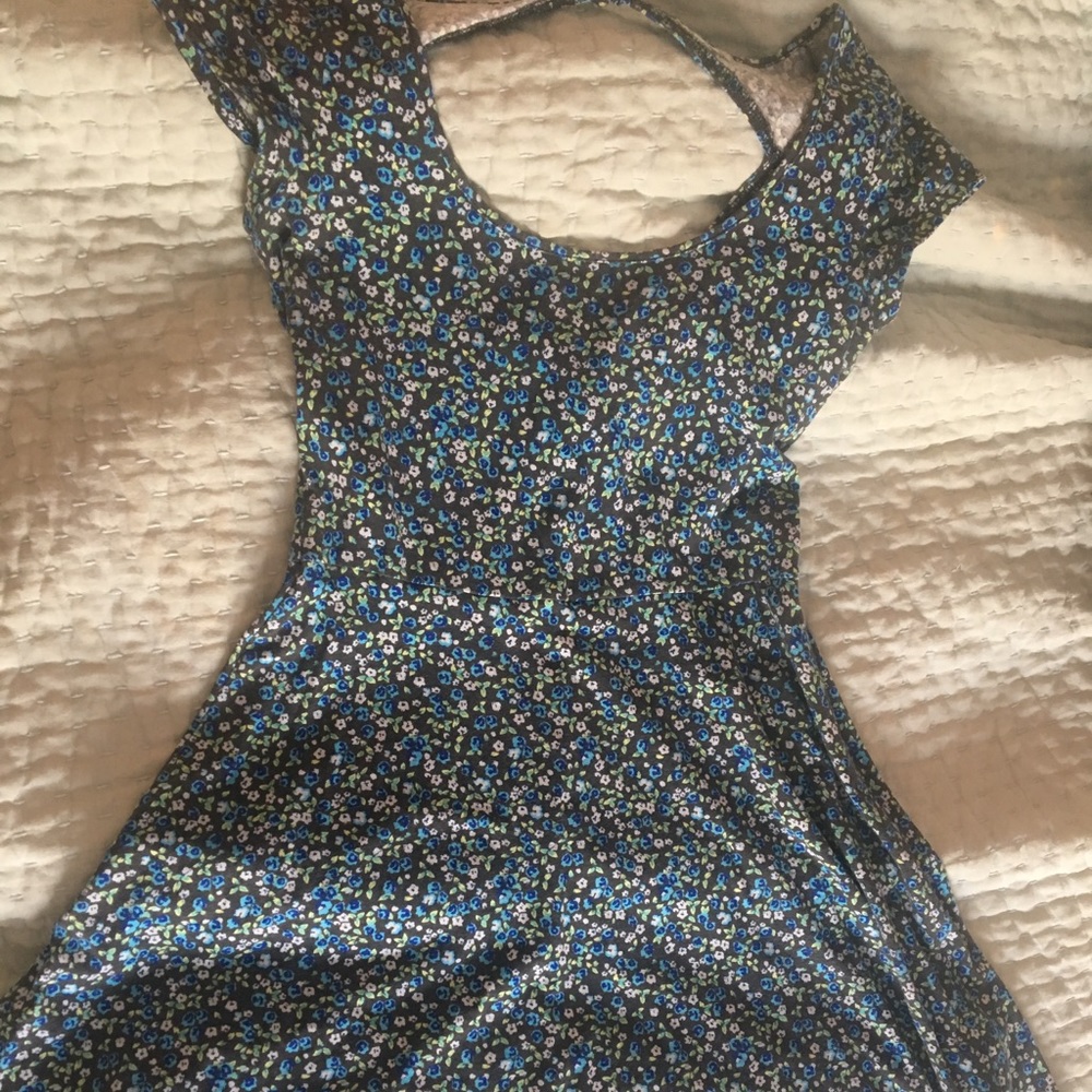 👗🌿🌻Spring Floral Dress🌻🌿👗